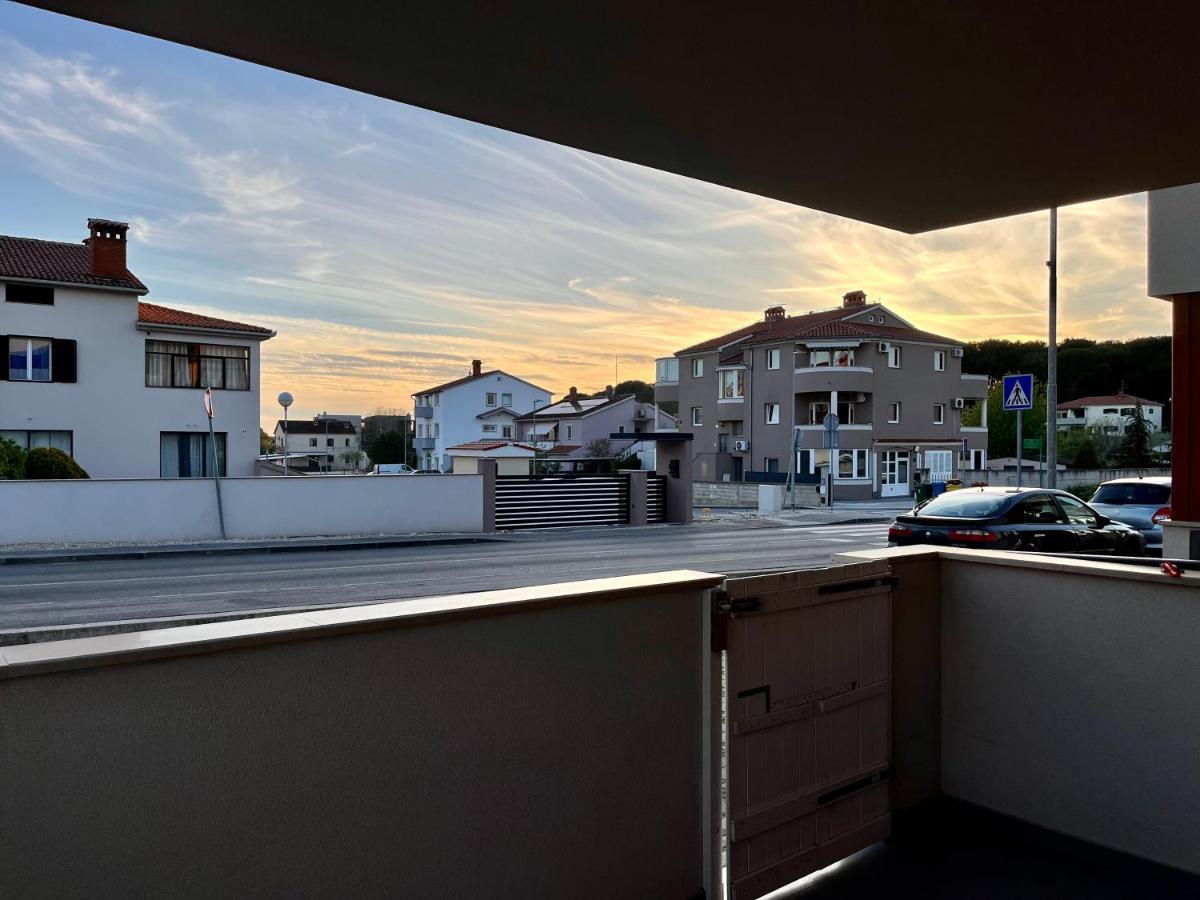 Red Sunset Appartement *